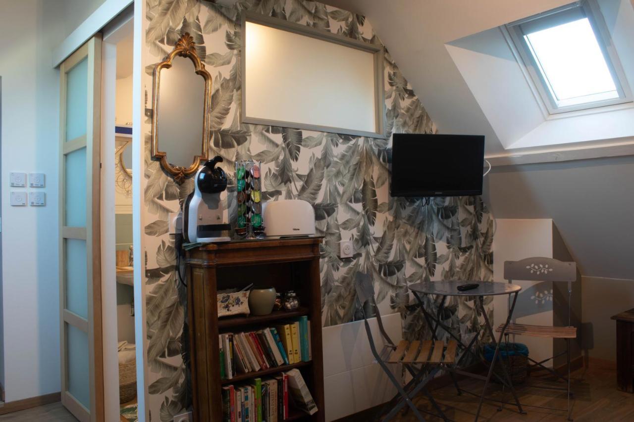 Du Cote De Chez Swann 1 Bed & Breakfast Trouville-sur-Mer Exterior photo